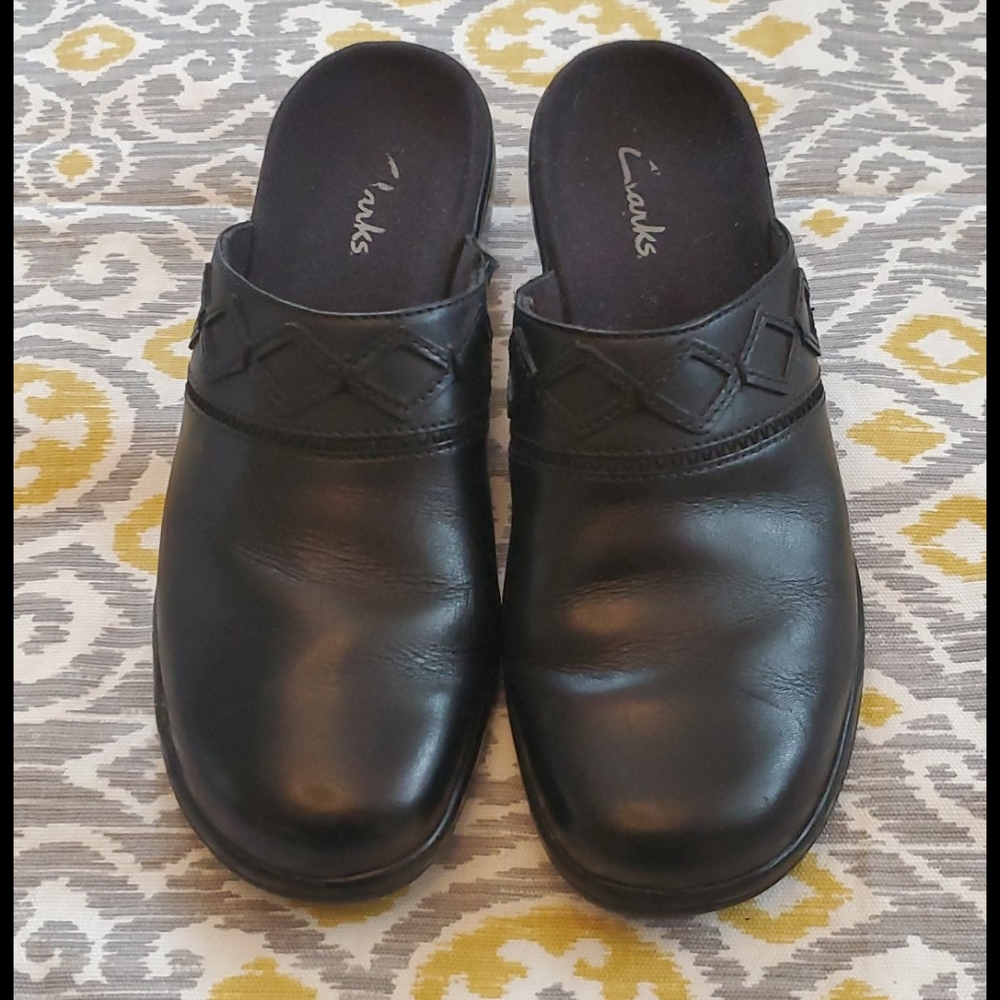 Clark's Clogs - Size 6.5 - Picture 5 of 8